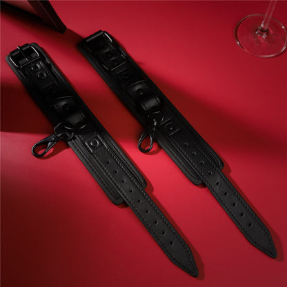 Kinstoys BDSM handcuff