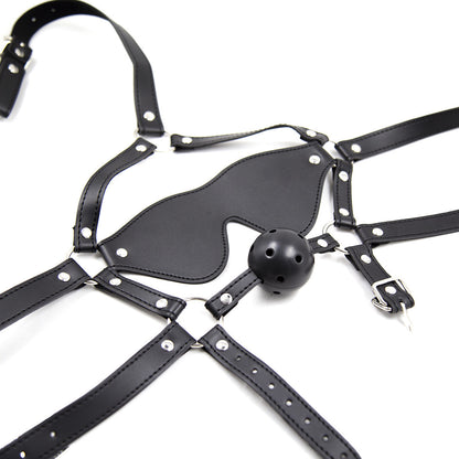 Eye mask with Month ball